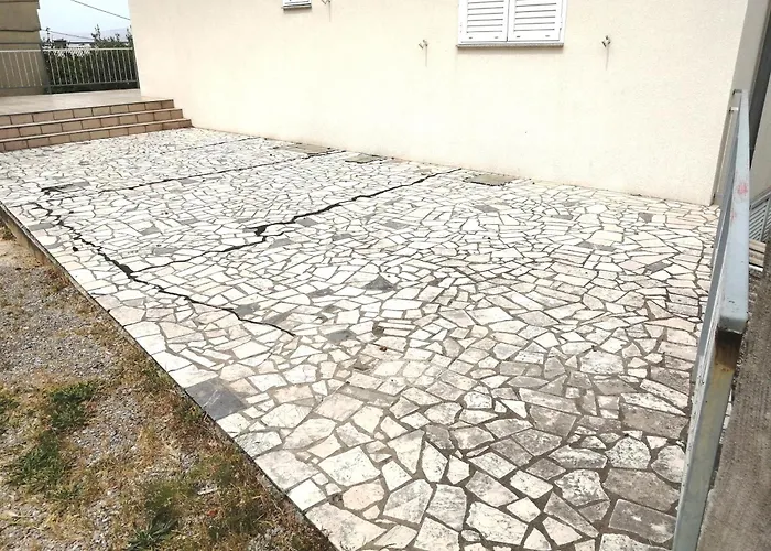 Apartments Varga